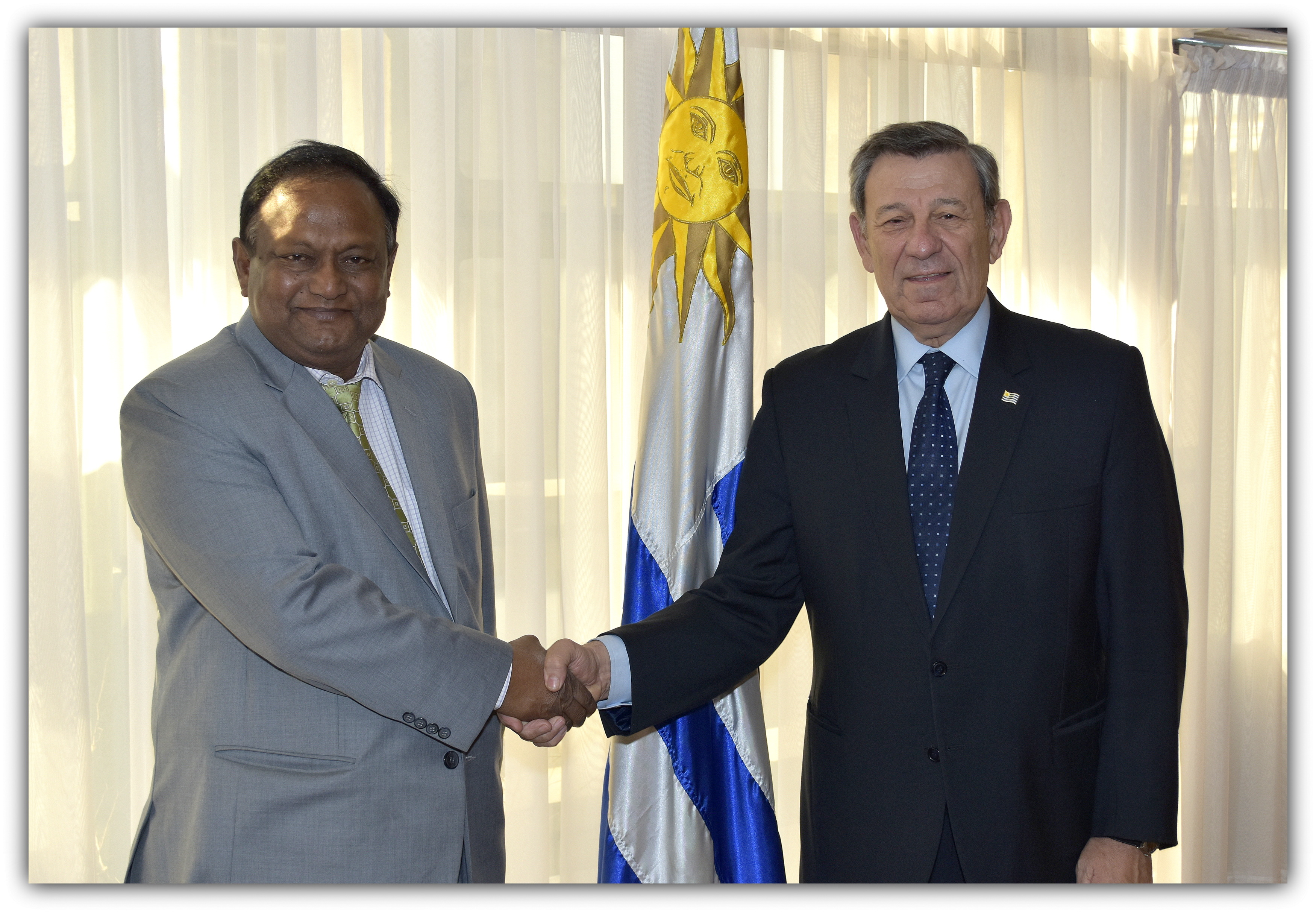 Visita del Ministro de Comercio de Bangladesh, Tipu Munshi