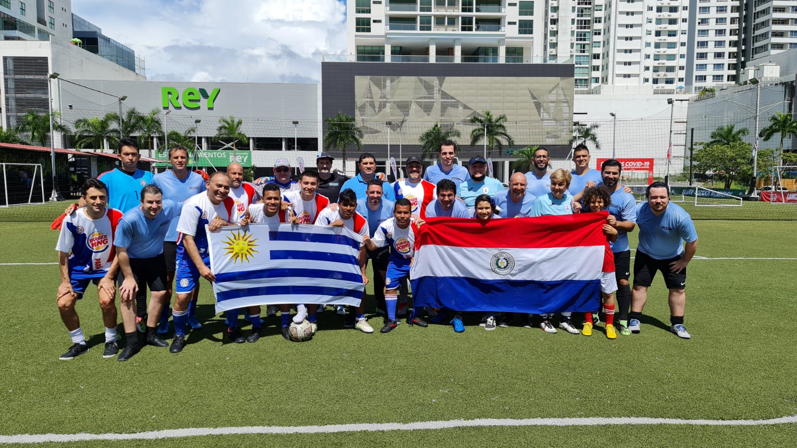 Uruguay campeón del Mundialito Inter Embajadas 2021 en Panamá