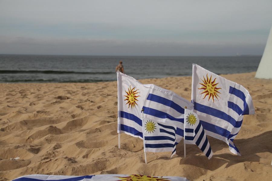 banderas de uruguay