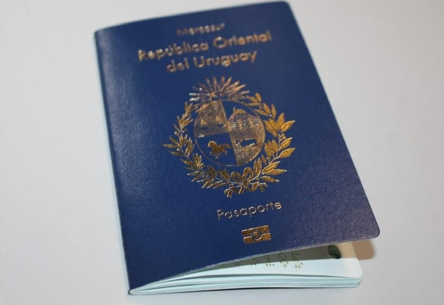 Pasaporte uruguayo