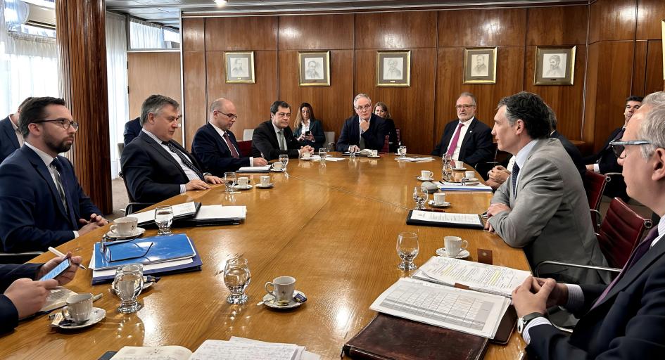 Paganini planteó lineamientos de gestión a su equipo de trabajo Paganini planteó lineamientos de gestión a su equipo de trabajo