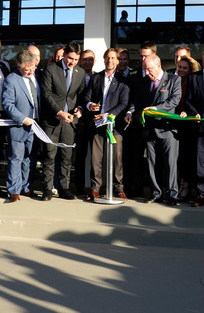 Inauguración del aeropuerto binacional de Rivera marca nuevo hito en la integración regional Inauguración del aeropuerto binacional de Rivera marca nuevo hito en la integración regional