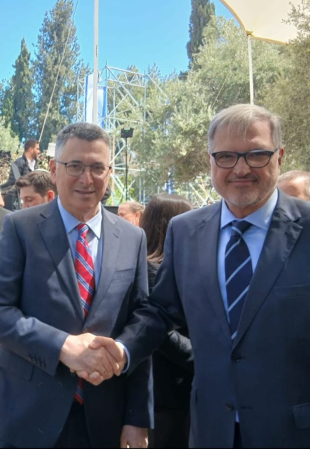 Ambassador Manuel Etchevarren with Israeli Minister of Foreign Affairs Gideon Saar