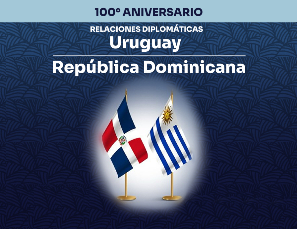 Banderas de Uruguay y República Dominicana
