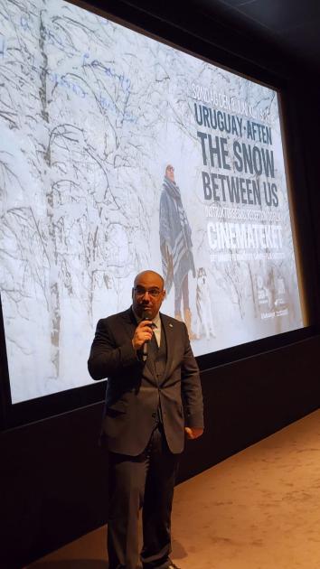 Chargé d´affaires a. i. Mr. Juan Pablo Tagliafico Mr. Juan Pablo Tagliafico speaking during the film’s introduction in the cinema hall