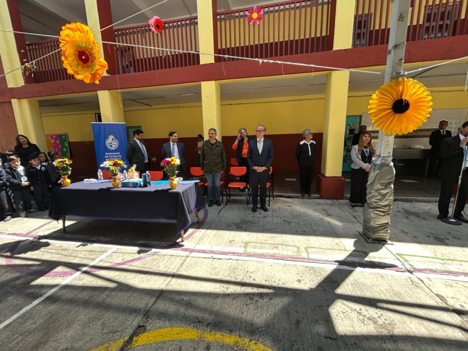 Escuela Uruguay