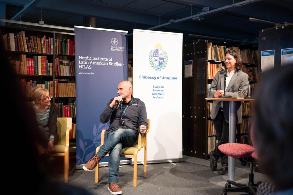 Event about the documentary "The snow between them" Panel/seminar members speaking and exchanging