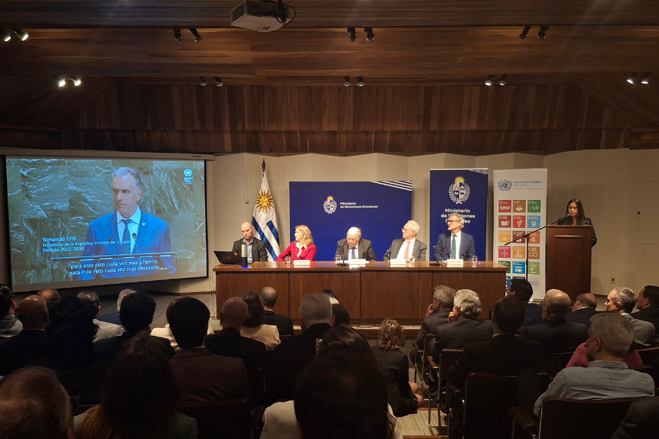 Público y autoridades en evento Día de las Naciones Unidas Público y autoridades en evento Día de las Naciones Unidas