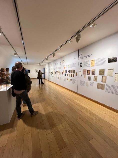 foto que muestra la infografía sobre la vida y obra de Joaquín Torres García