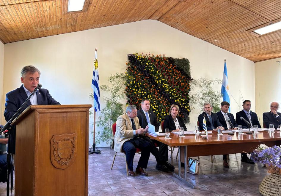 Paganini participó de histórica reunión de integración fronteriza entre Fray Bentos y Gualeguaychú Paganini participó de histórica reunión de integración fronteriza entre Fray Bentos y Gualeguaychú