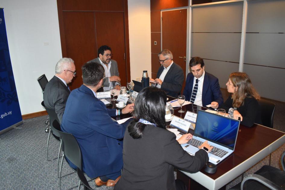 Primera reunión del Consejo Directivo de la Agencia Uruguaya de Cooperación Internacional Primera reunión del Consejo Directivo de la Agencia Uruguaya de Cooperación Internacional