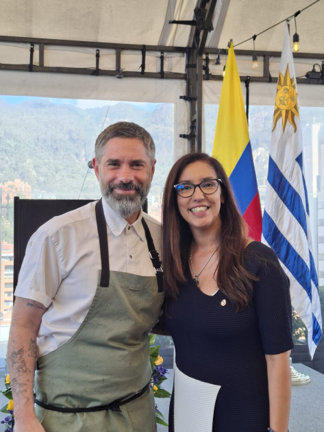 Embajadora Mercedes Corominas y el Chef Ejecutivo Adrián Gerbolés Embajadora Mercedes Corominas y el Chef Ejecutivo Adrián Gerbolés