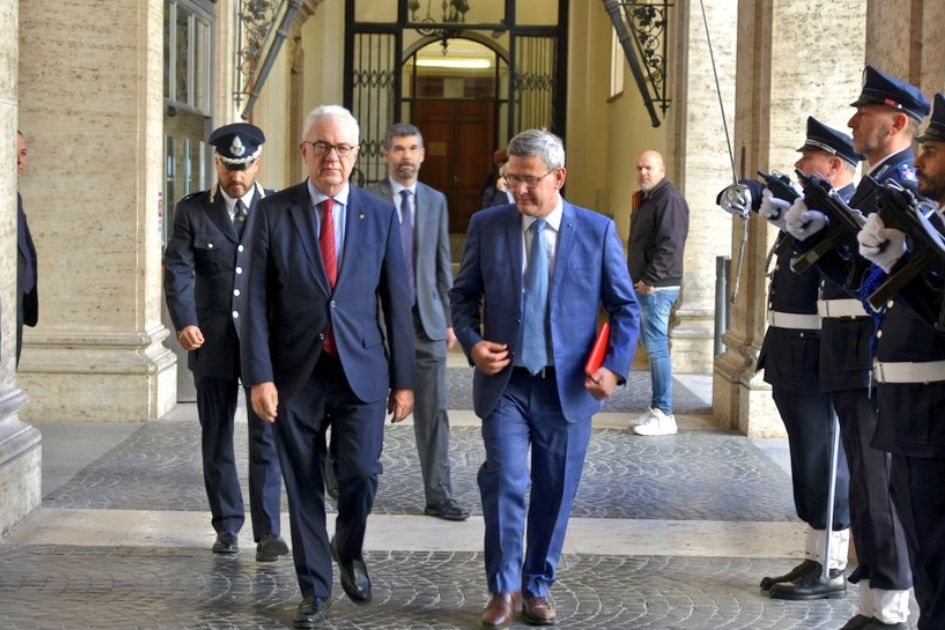 Canciller y prosecretario de Uruguay en Roma El canciller en Roma con el prosecretario de Uruguay