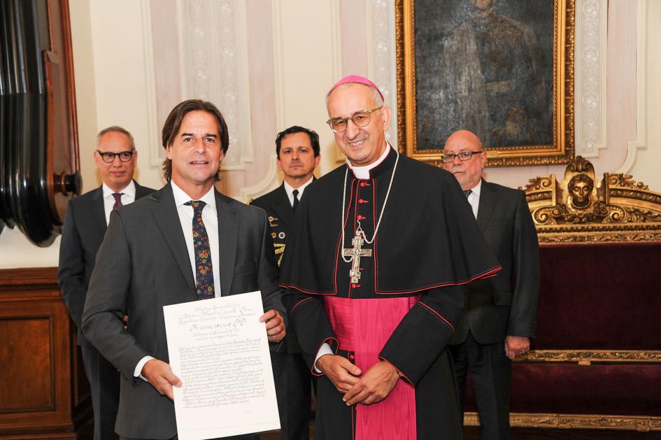 Presentación de Cartas Credenciales - Nuncio Apostólico Gianfranco Gallone (mayo 2023) Cartas Credenciales