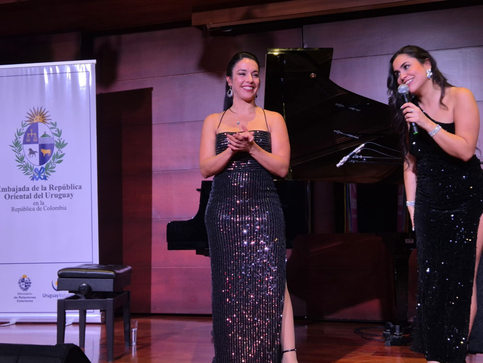 Mariana Airaudo y Manuela Hernández Mariana Airaudo y Manuela Hernández