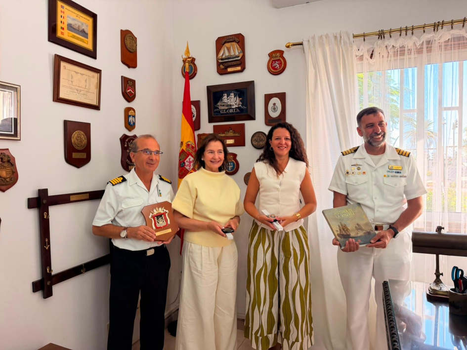 Foto de los participantes en la reunión