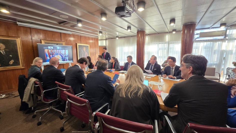 Reunión de la décimo cuarta comisión mixta