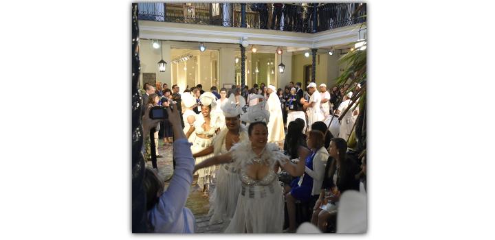 Espectáculo "Blanco y negro", de la organización "Señor Candombe by Tina Ferreira" Espectáculo "Blanco y negro", de la organización "Señor Candombe by Tina Ferreira"