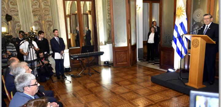 Celebración de los 190 años del Ministerio de Relaciones Exteriores en Salón Florentino del Palacio Santos Celebración de los 190 años del Ministerio de Relaciones Exteriores en Salón Florentino del Palacio Santos
