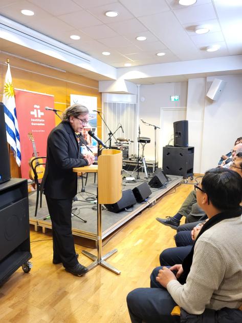 Palabras de apertura del Director del Instituto Cervantes en la presentación Palabras de apertura del Director del Instituto Cervantes en la presentación
