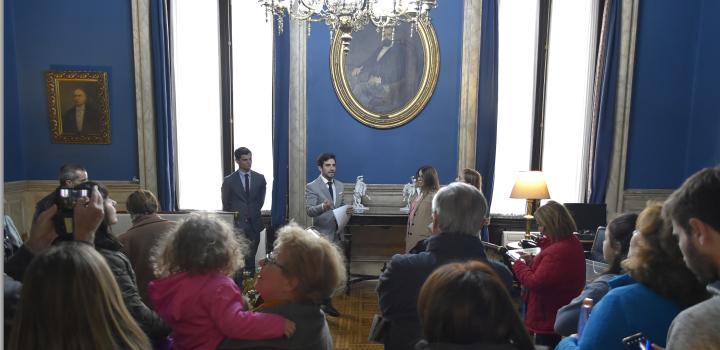 Salón de la derecha - Día del Patrimonio 2019 en Palacio Santos y Casa Pérsico - la jornada en imágenes Salón de la derecha - Día del Patrimonio 2019 en Palacio Santos y Casa Pérsico - la jornada en imágenes
