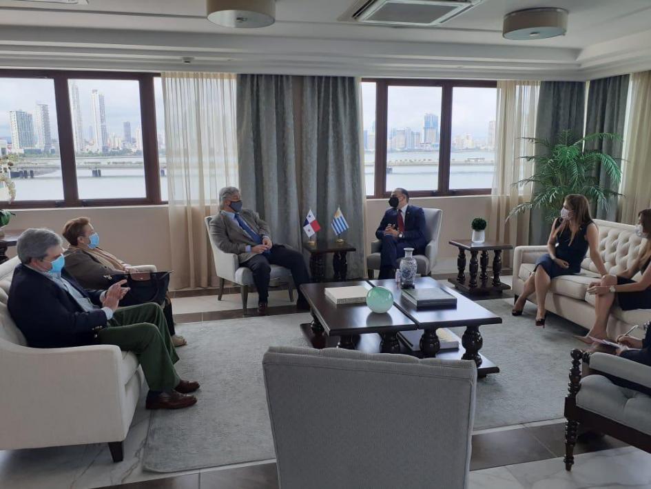 Reunión del Canciller Francisco Bustillo con su par panameño, Alejandro Ferrer Reunión del Canciller Francisco Bustillo con su par panameño, Alejandro Ferrer