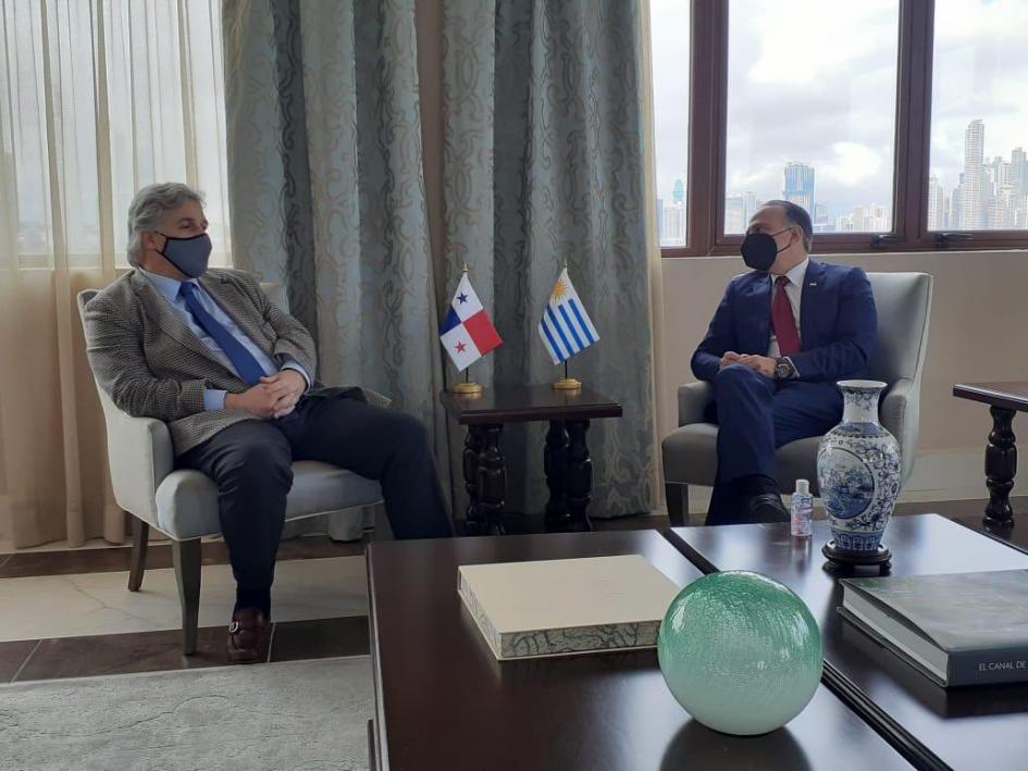 Reunión del Canciller Francisco Bustillo con su par panameño, Alejandro Ferrer Reunión del Canciller Francisco Bustillo con su par panameño, Alejandro Ferrer