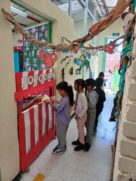 Proyección película infantil uruguaya.