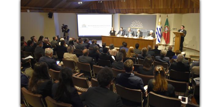 Canciller Rodolfo Nin Novoa en momento de su intervención en el evento “Oportunidades de Comercio e Inversión entre Uruguay y Portugal”