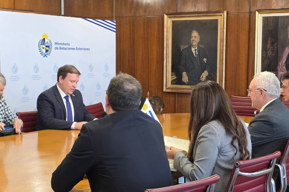 Reunión Canciller con el ministro finlandés de Comercio y Cooperación