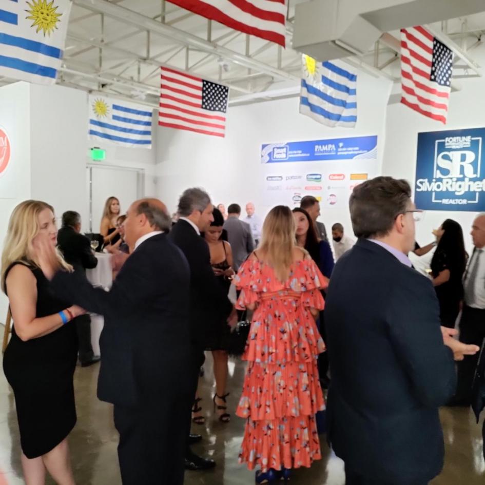 Cóctel de Gala en Conmemoración del 196° Aniversario de la Declaratoria de la Independencia en Miami