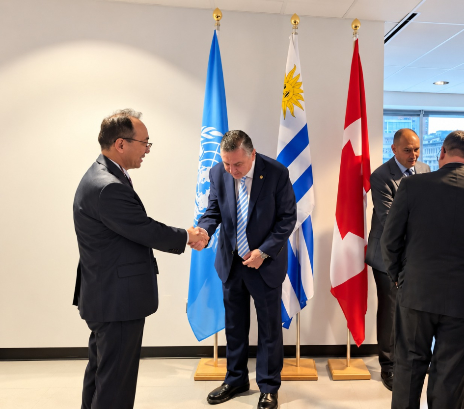 Embajador saluda al Presidente de OACI