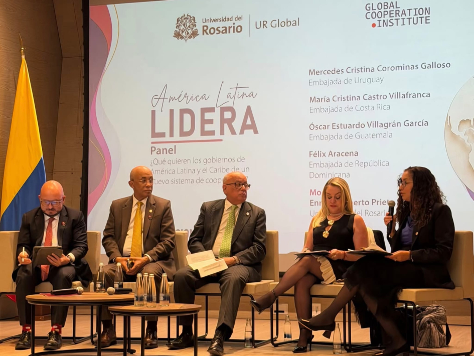 Panel en el marco del evento América Latina Lidera 