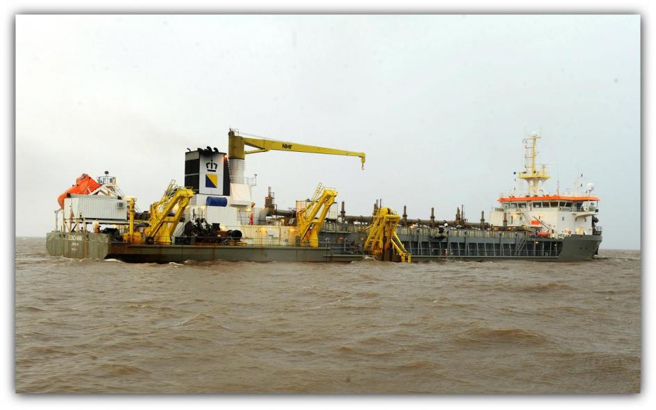 Imagen de las obras de dragado del Canal Martín García.