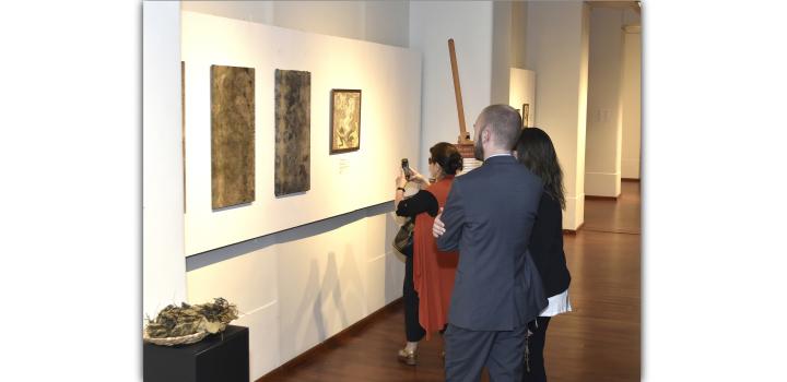 Inauguración de muestra "Ellas: raíces y ramas" Inauguración de muestra "Ellas: raíces y ramas"