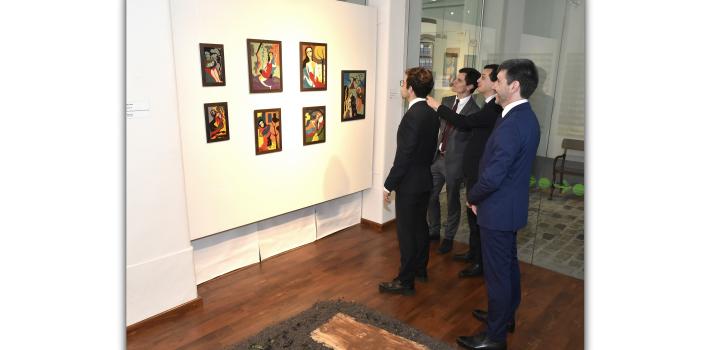 Inauguración de muestra "Ellas: raíces y ramas" Inauguración de muestra "Ellas: raíces y ramas"