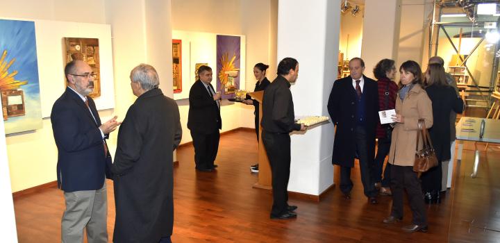 Inauguración de la muestra "Entre Palos y Soles" en Sala Figari