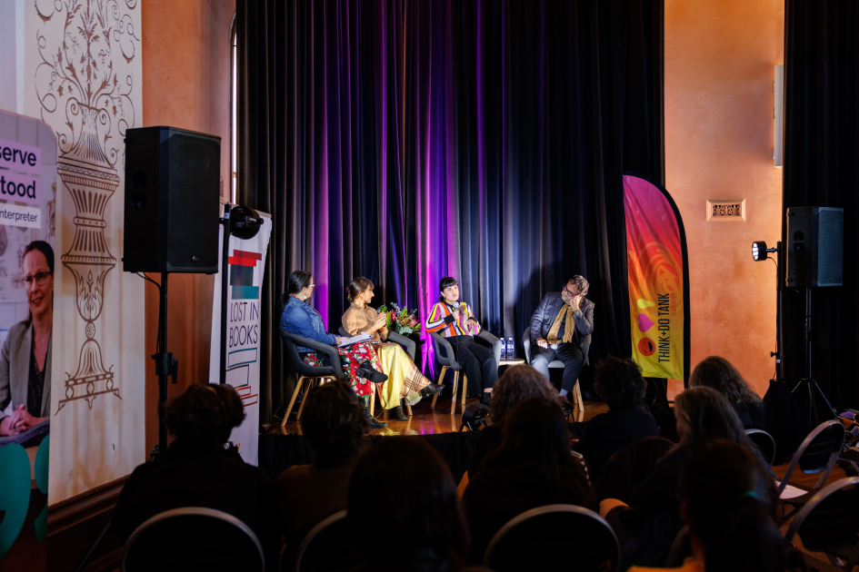 Panel de escritoras Foto: Lost In Books/Bee Elton Foto: Lost In Books/Bee Elton