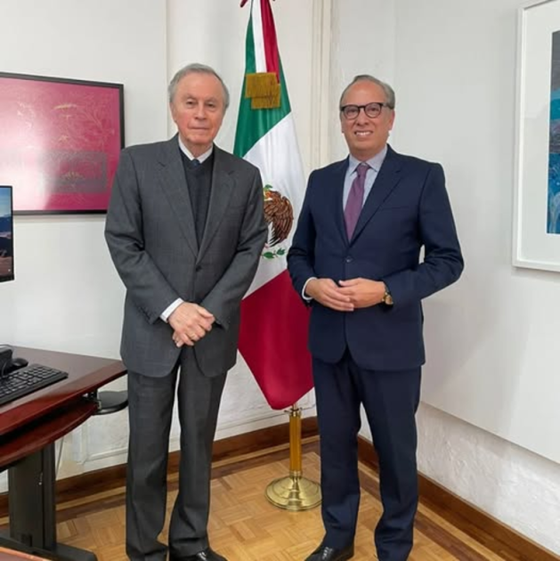 Embajador Santiago Wins