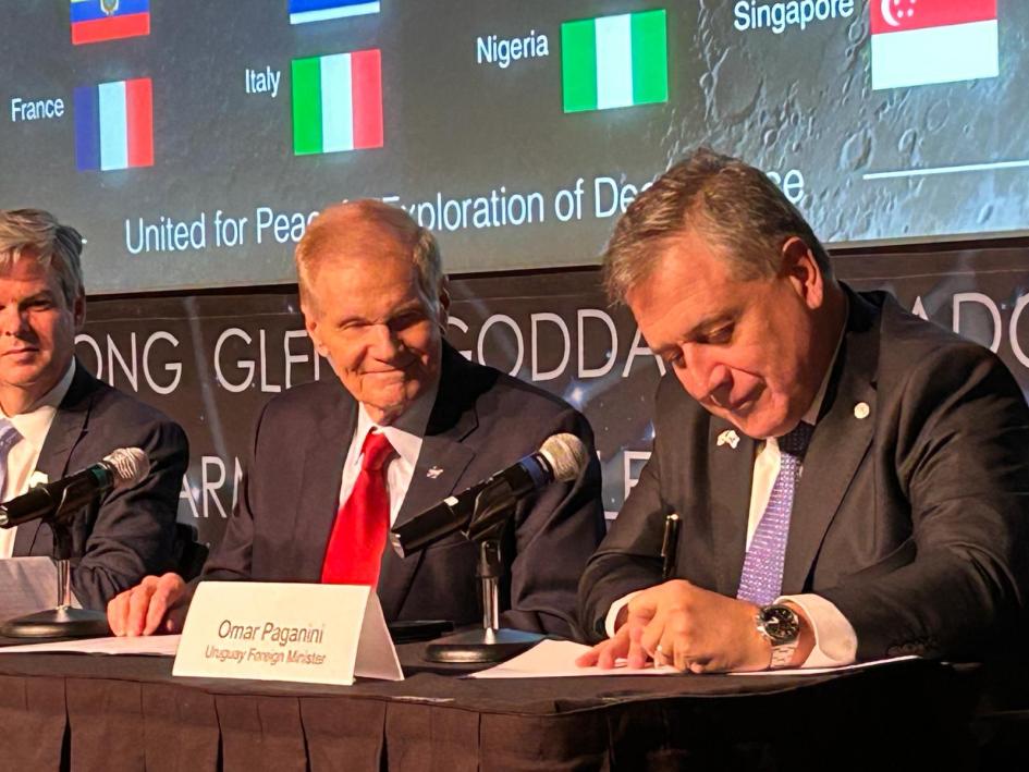 Ministro Paganini preside la delegación de Uruguay en diálogo de alto nivel con los Estados Unidos Ministro Paganini preside la delegación de Uruguay en diálogo de alto nivel con los Estados Unidos