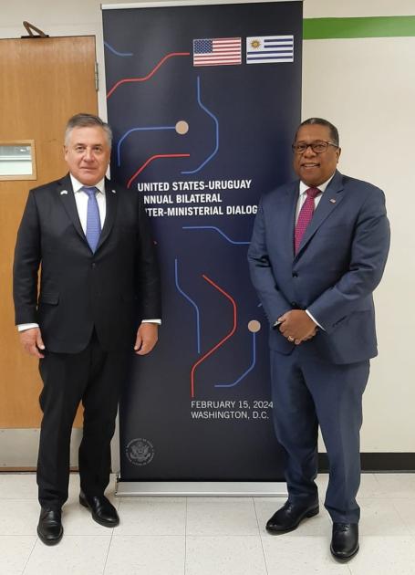 Ministro Paganini preside la delegación de Uruguay en diálogo de alto nivel con los Estados Unidos Ministro Paganini preside la delegación de Uruguay en diálogo de alto nivel con los Estados Unidos