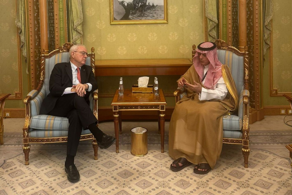Con el ministro de Estado para Asuntos Exteriores, Adel Al Jubeir. Foto: Arndt Ohletz Lubetkin con el ministro de Estado para Asuntos Exteriores, Adel Al Jubeir.