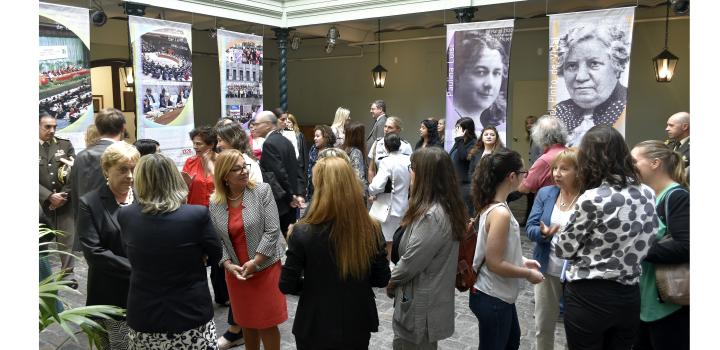 Inauguración de la muestra "Mujeres uruguayas en el sistema multilateral de las Naciones Unidas, ayer y hoy" Inauguración de la muestra "Mujeres uruguayas en el sistema multilateral de las Naciones Unidas, ayer y hoy"