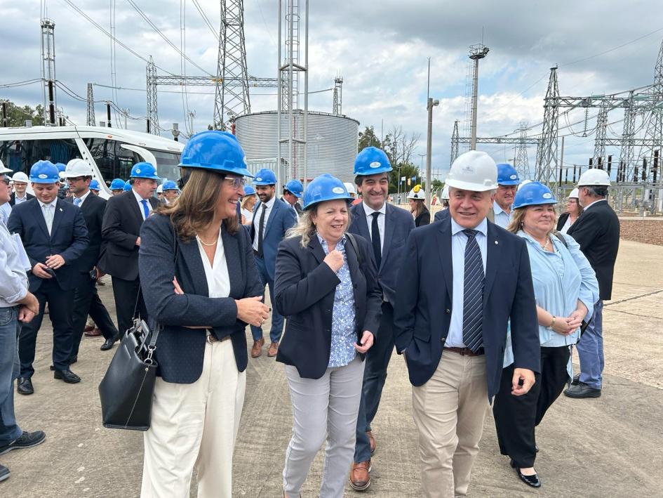 Paganini inauguró obra en Salto Grande que profundizará la integración regional Paganini inauguró obra en Salto Grande que profundizará la integración regional