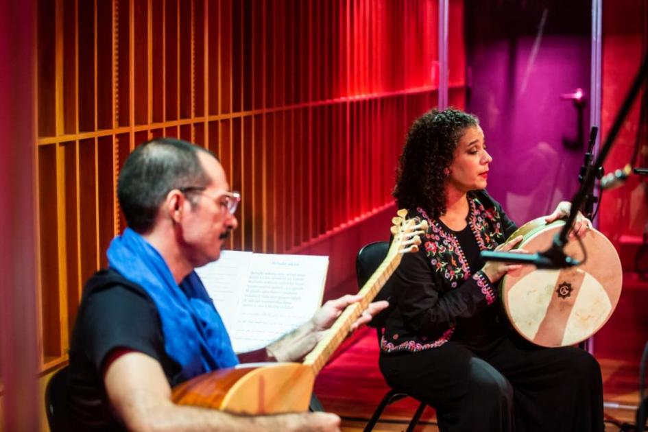 Presentación en Río de Janeiro de la artista y profesora de música uruguaya Natalia Sarante