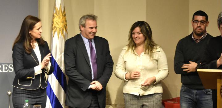 Reconocimiento a instituciones y organismos públicos que han contribuido en favor de uruguayos residentes en el exterior