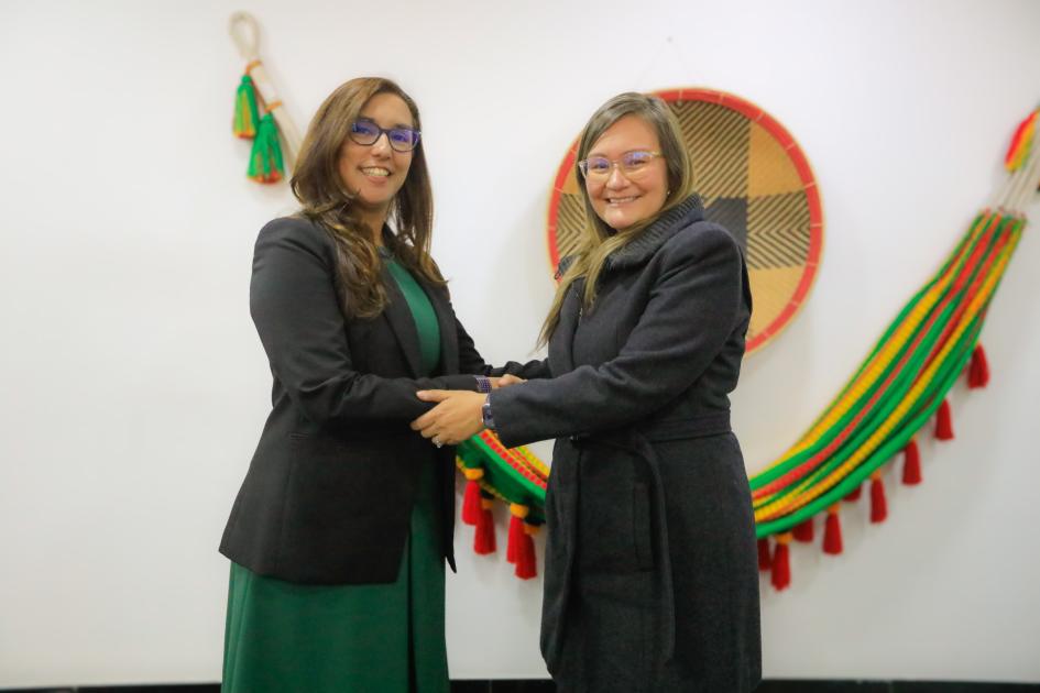 Embajadora Mercedes Corominas y Ministra Cielo Rusinque Embajadora Mercedes Corominas y Ministra Cielo Rusinque