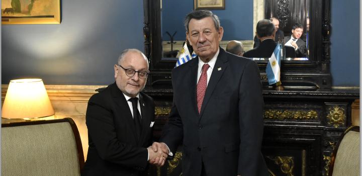 Reunión de Cancilleres de Uruguay y Argentina Reunión de Cancilleres de Uruguay y Argentina
