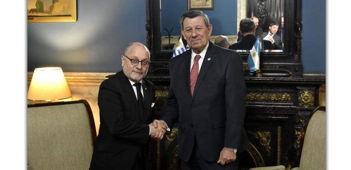 Reunión de Cancilleres de Uruguay y Argentina Reunión de Cancilleres de Uruguay y Argentina