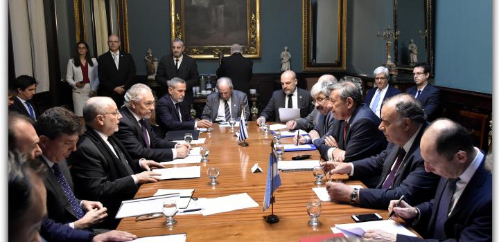 Reunión de Cancilleres de Uruguay y Argentina Reunión de Cancilleres de Uruguay y Argentina